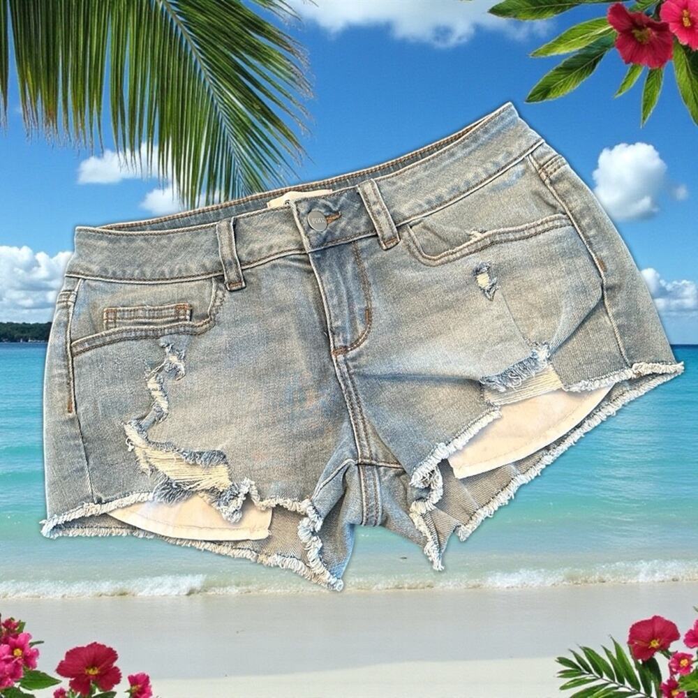 PINK Victoria's Secret Light Blue Frayed Low Rise Short Jean Shorts Size 4